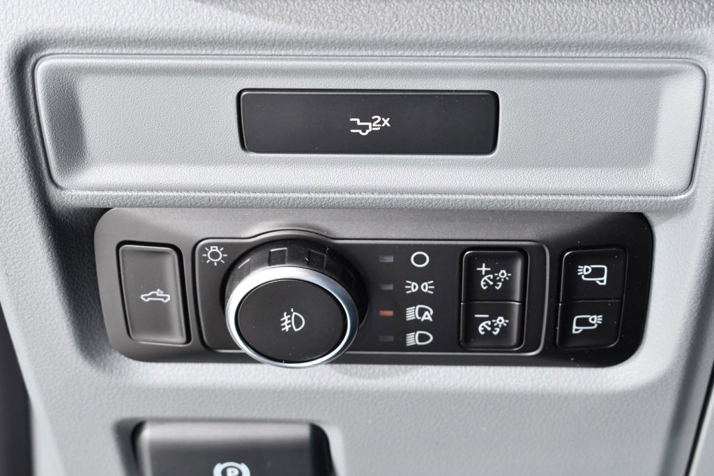 New 2026 Ford F150 XLT w/ Equipment Group 302A MID image 32