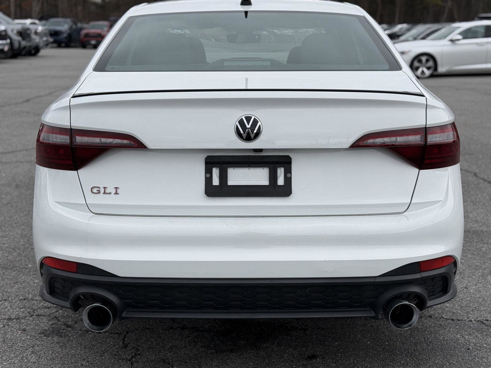 Used 2024 Volkswagen Jetta GLI 40th Anniversary Edition image 6