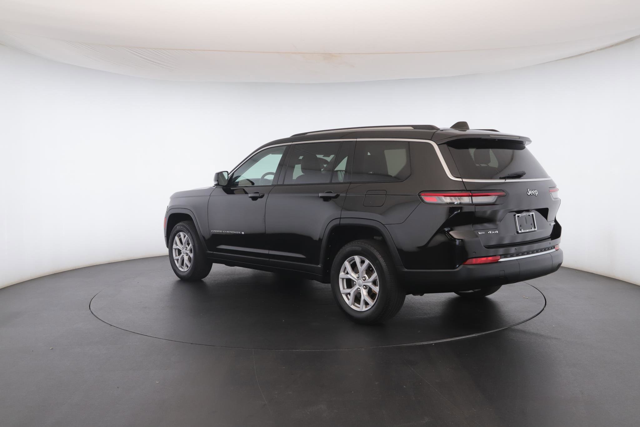 Used 2021 Jeep Grand Cherokee L Limited image 22