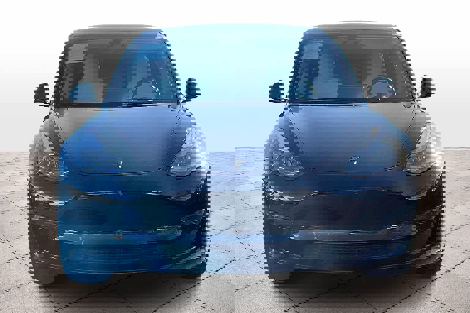 Used 2022 Tesla Model 3 Performance image 3