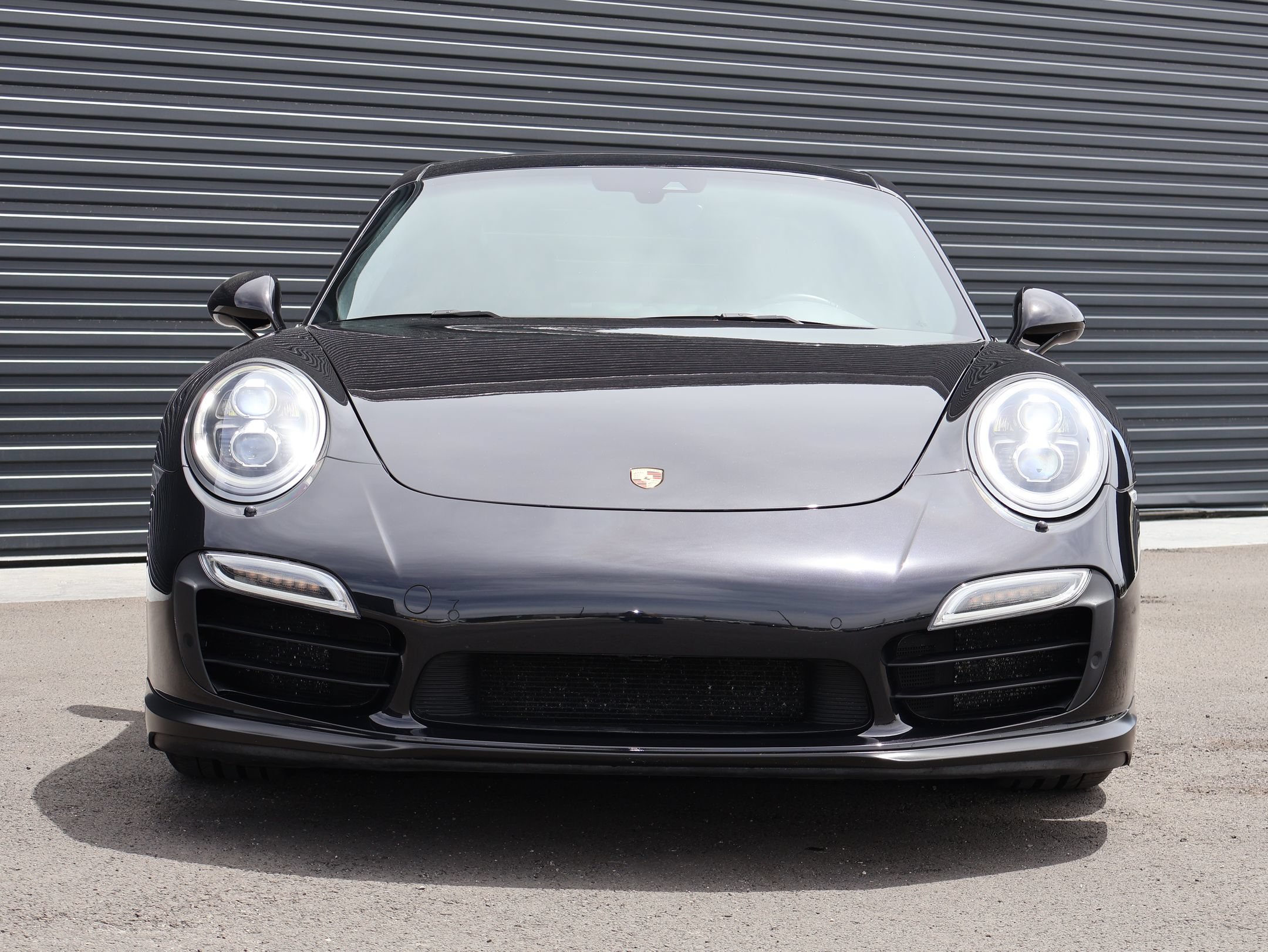 Used 2014 Porsche 911 Turbo S AWD/4WD image 6