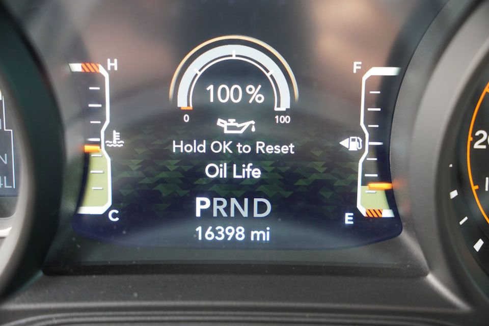 Certified 2024 Jeep Wrangler Sport S image 29