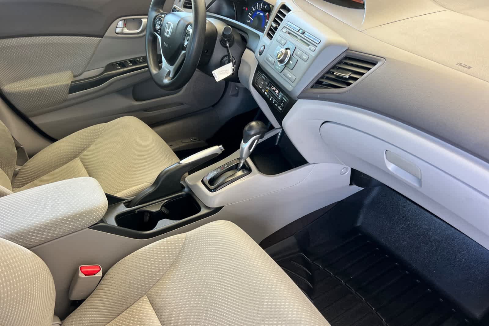 Used 2012 Honda Civic Hybrid Sedan image 16