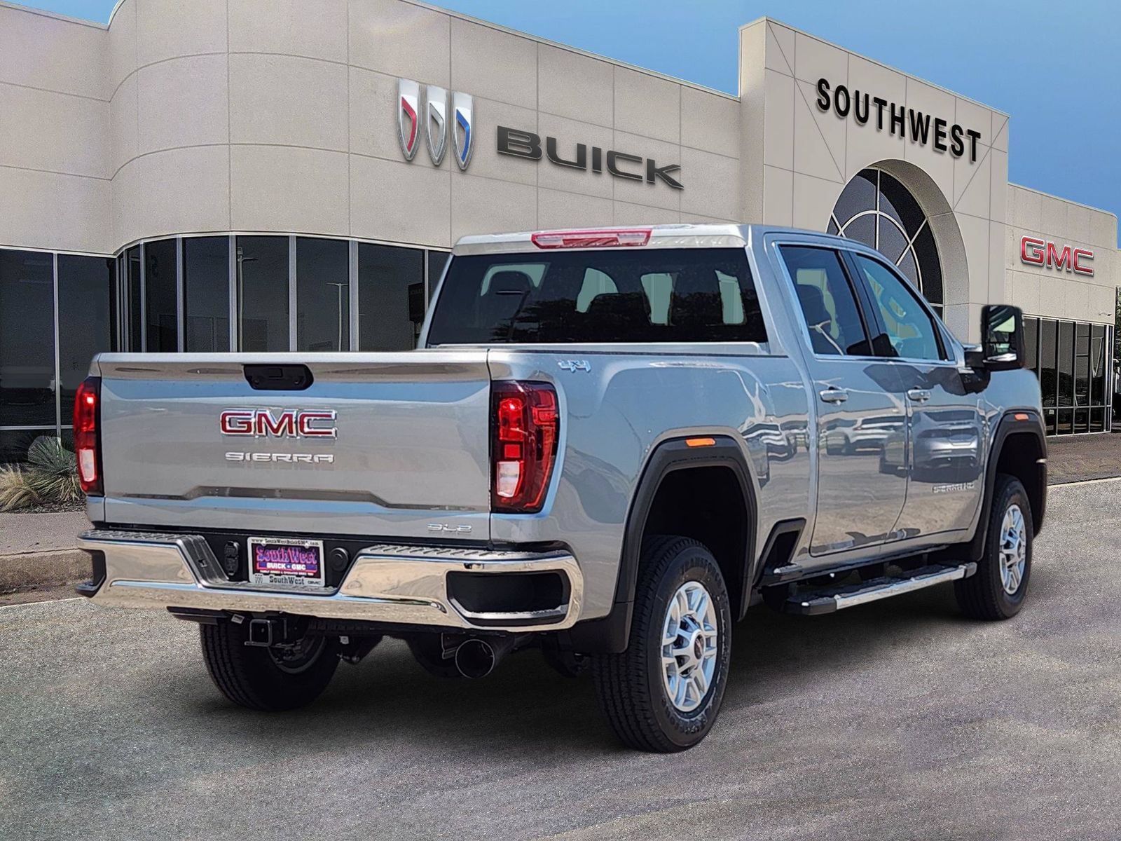 New 2026 GMC Sierra 2500 SLE w/ SLE Convenience Package AWD/4WD image 5