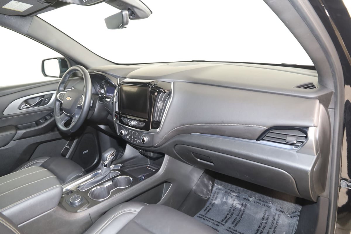 Used 2023 Chevrolet Traverse LT w/ LT Premium Package AWD/4WD image 43