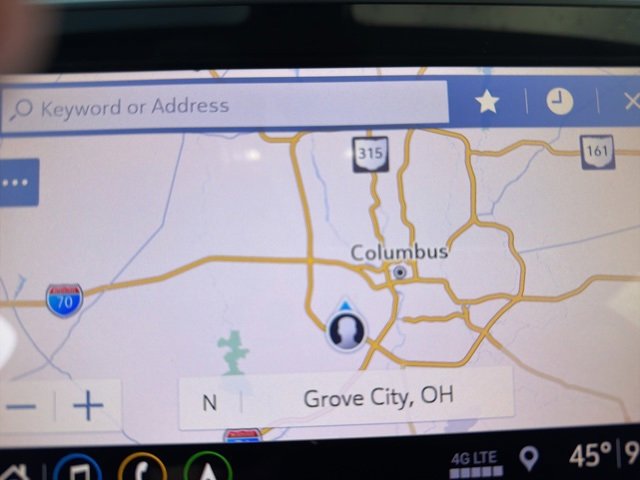 Used 2019 Chevrolet Equinox LT w/ Sun & Navigation Package image 18