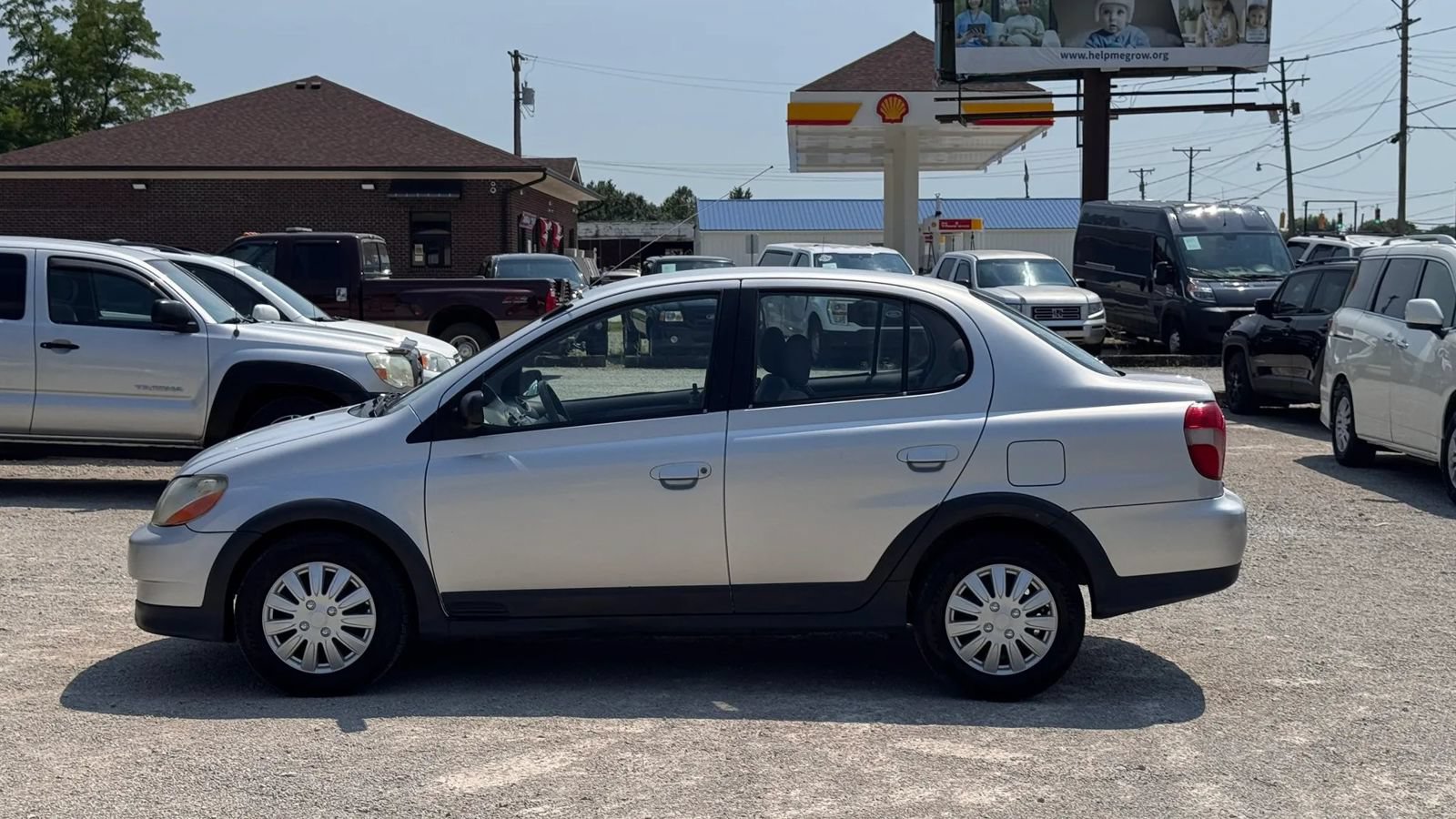 Used 2000 Toyota Echo Sedan FWD image 13