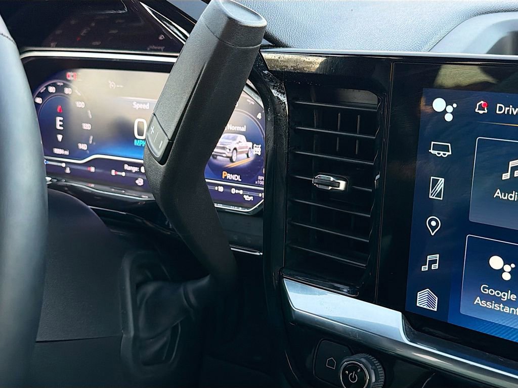Used 2024 Chevrolet Silverado 1500 RST image 16