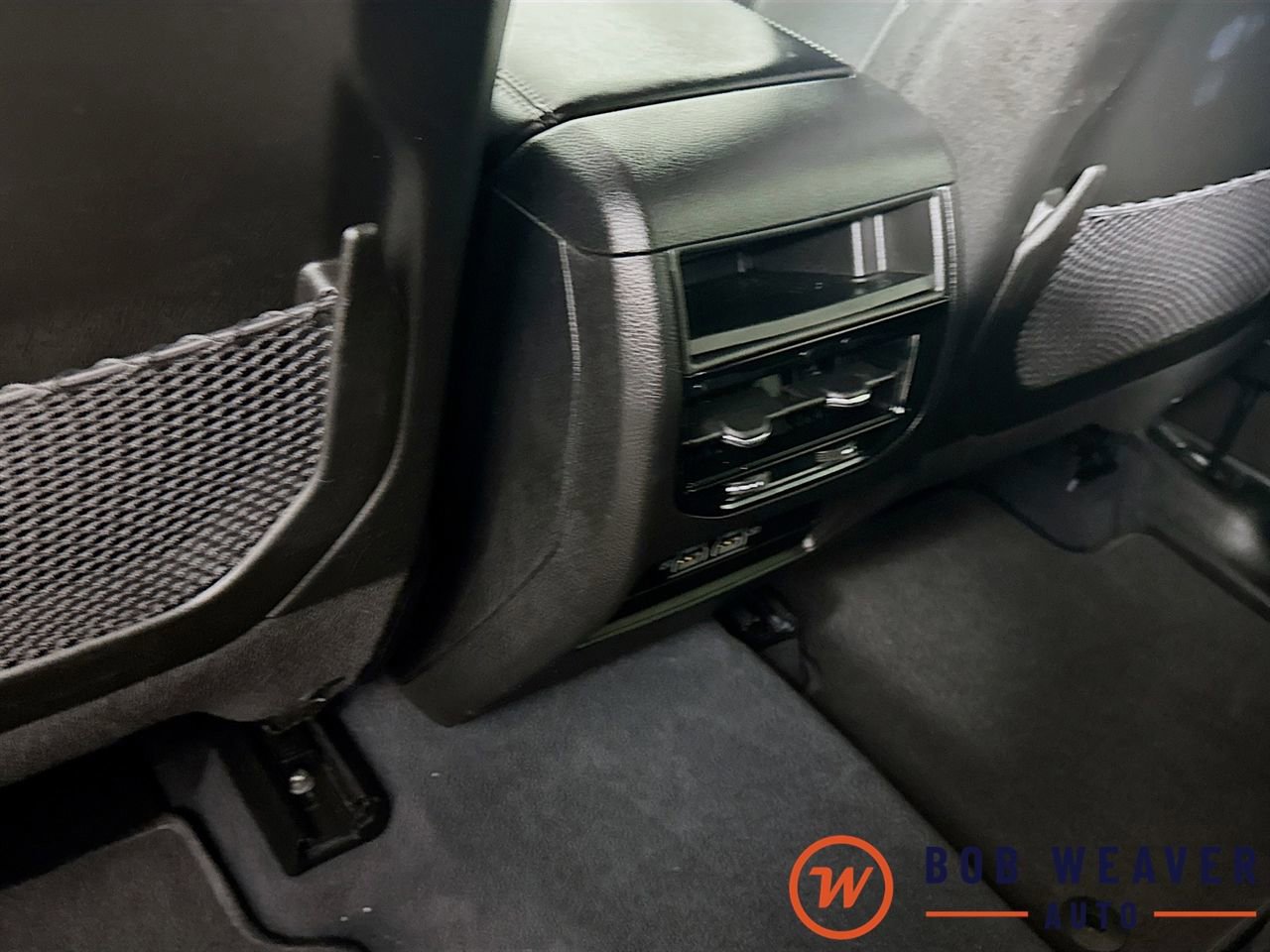 Used 2023 Jeep Grand Cherokee Laredo image 25