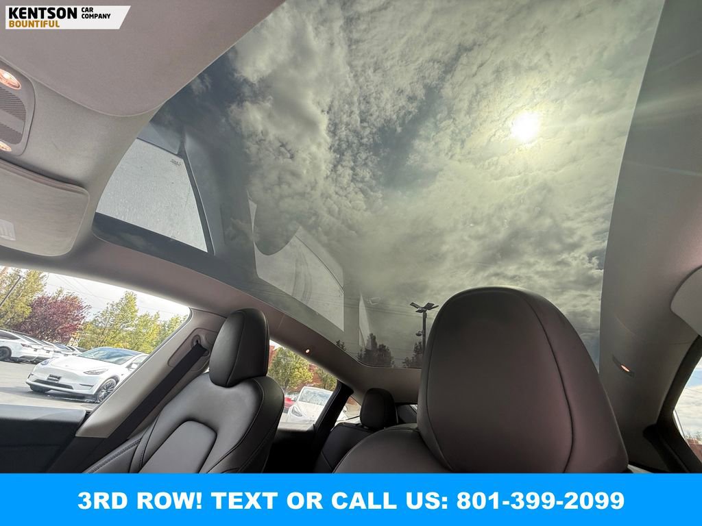 Used 2025 Tesla Model Y Long Range AWD/4WD image 31