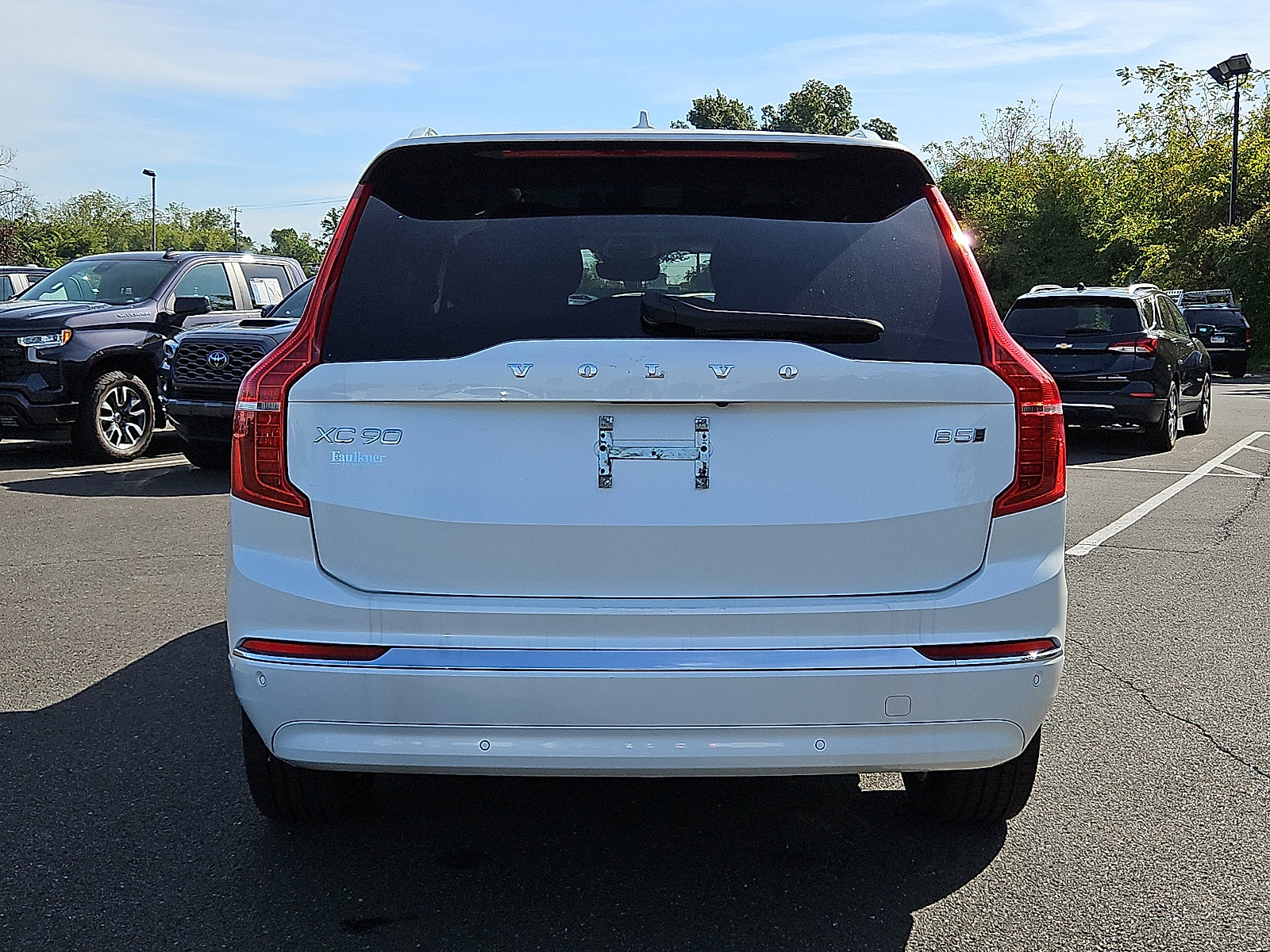 Certified 2024 Volvo XC90 B5 Core w/ Protection Package Premier AWD/4WD image 5