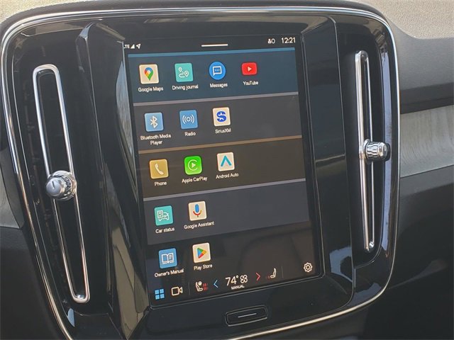 Certified 2025 Volvo XC40 B5 Core w/ Protection Package Premier image 23