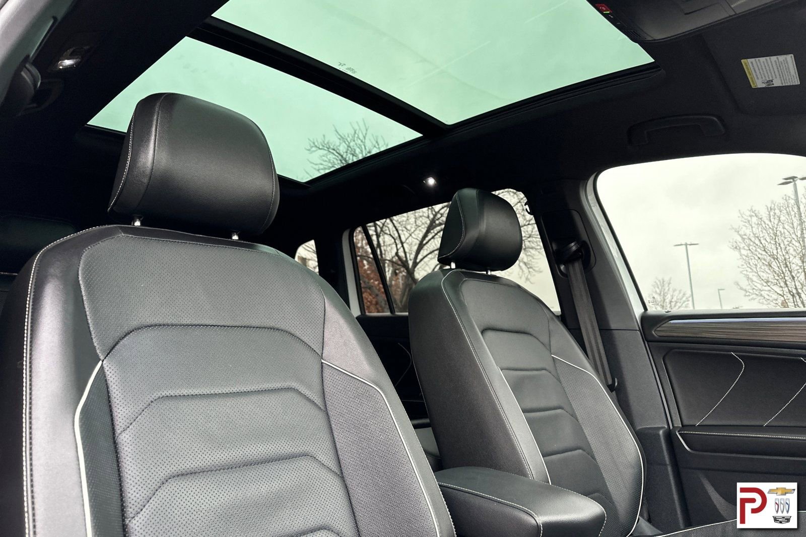 Used 2024 Volkswagen Tiguan SEL R-Line image 21