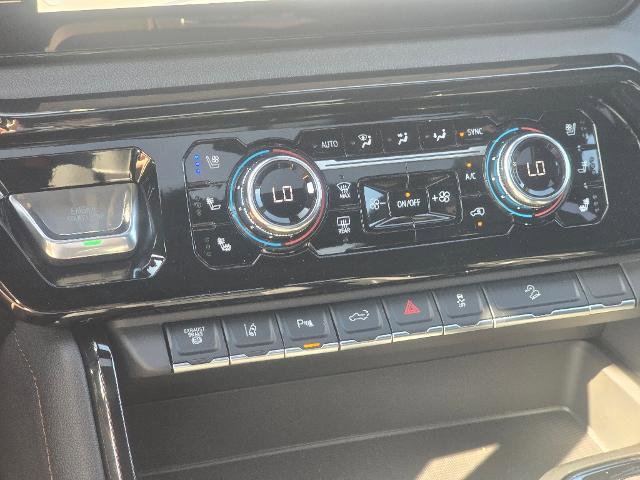 New 2025 GMC Sierra 2500 AT4 w/ AT4 Premium Plus Package image 11