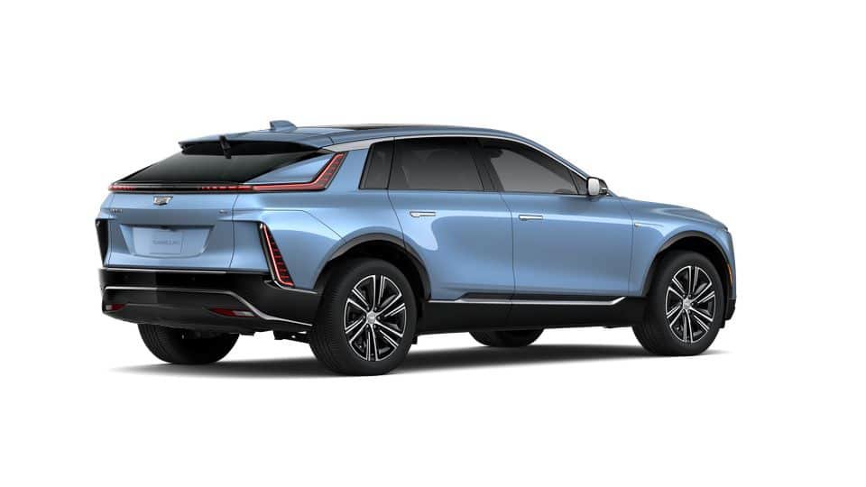 New 2027 Cadillac Lyriq Luxury w/ LPO, Floor Liner Package AWD/4WD image 39
