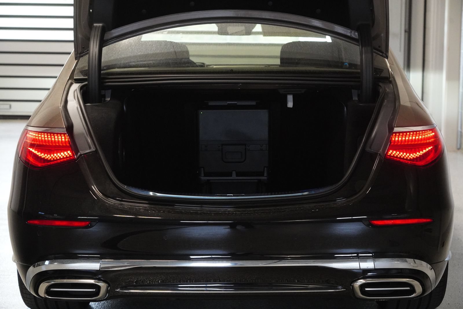 Certified 2025 Mercedes-Benz Maybach S 680 4MATIC image 30