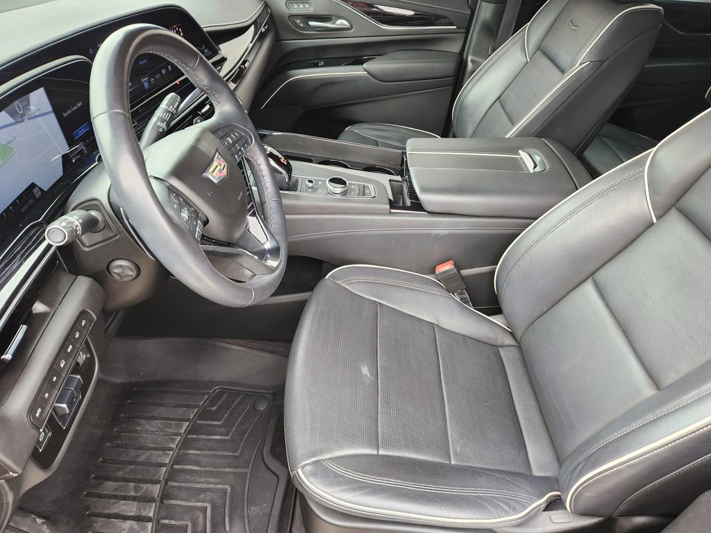 Used 2022 Cadillac Escalade Sport w/ Touring Package image 19