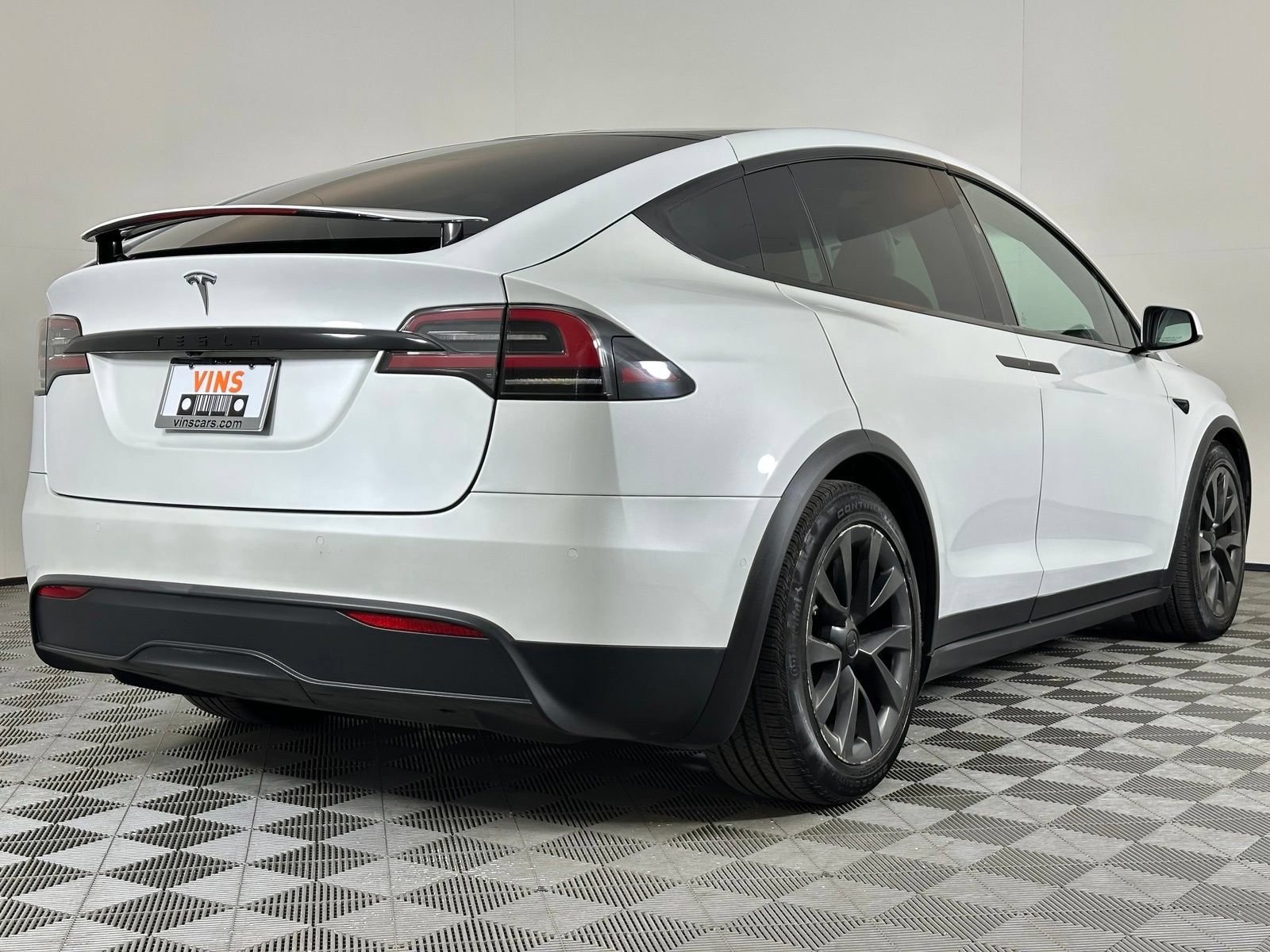 Used 2023 Tesla Model X AWD/4WD image 6