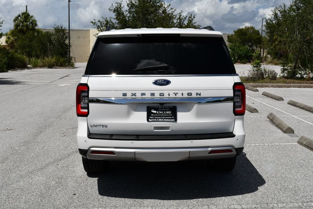 Used 2022 Ford Expedition Limited AWD/4WD image 5