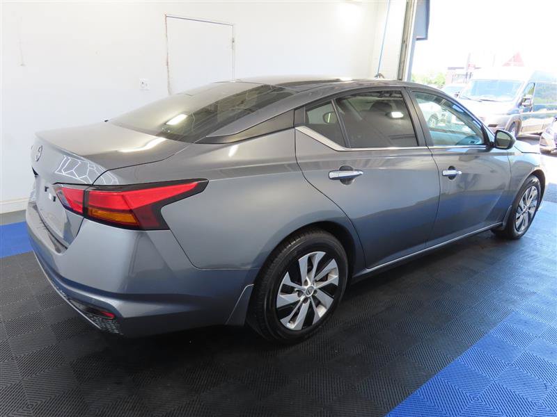 Used 2024 Nissan Altima 2.5 S FWD image 10