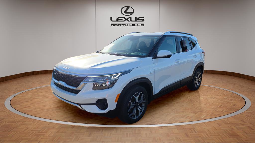 Used 2023 Kia Seltos EX