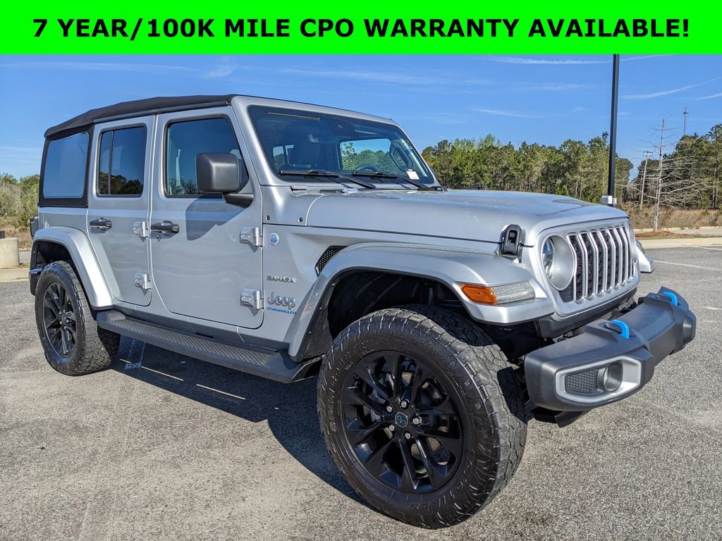 Used 2024 Jeep Wrangler Unlimited Sahara w/ Technology Group image 12