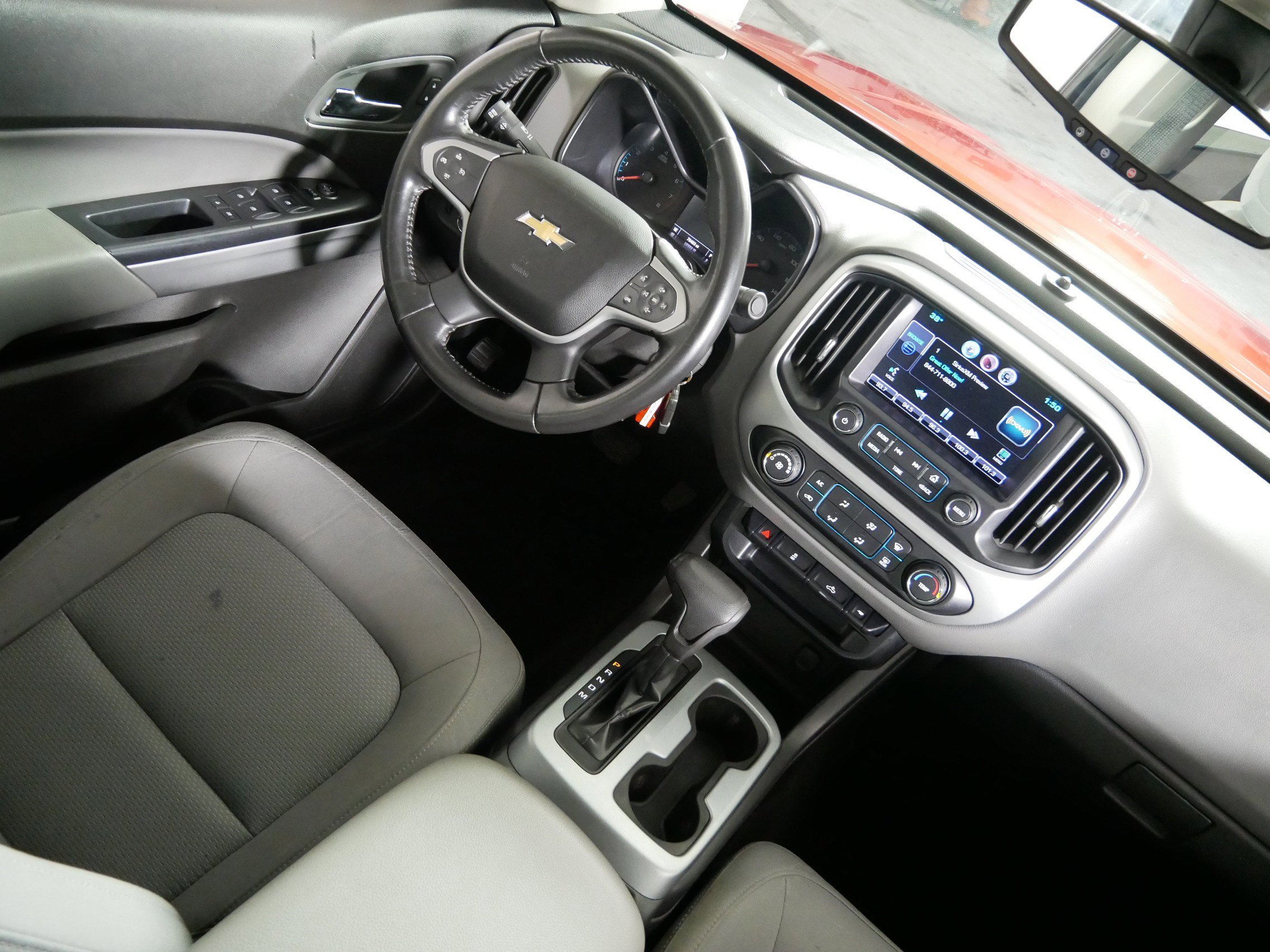 Certified 2015 Chevrolet Colorado LT w/ LT Convenience Package image 9