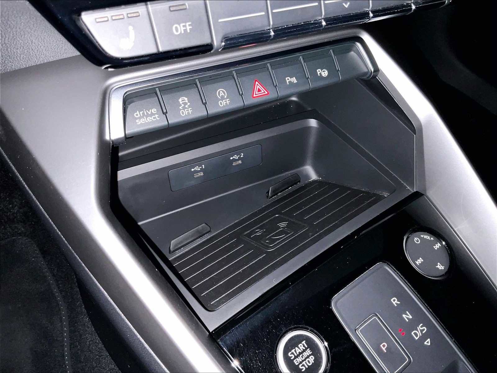 Used 2024 Audi A3 2.0T Premium Plus image 29