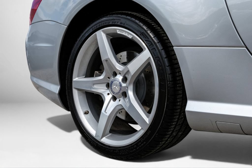 Used 2014 Mercedes-Benz SL 550 image 57
