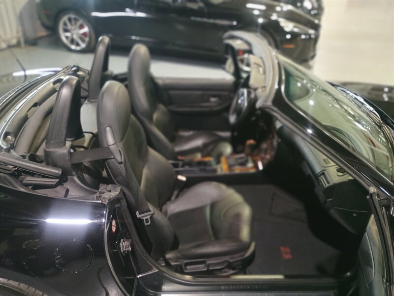 Used 2001 BMW Z3 3.0i RWD image 26