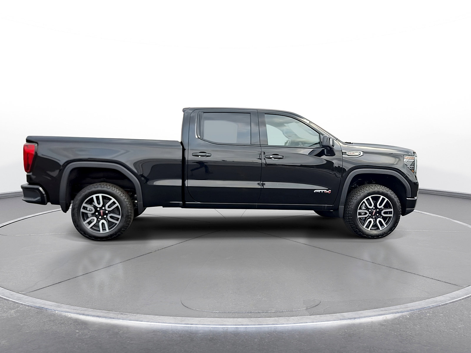 New 2026 GMC Sierra 1500 AT4 w/ Technology Package AWD/4WD image 9