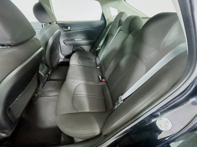Used 2020 Kia Optima LX image 21