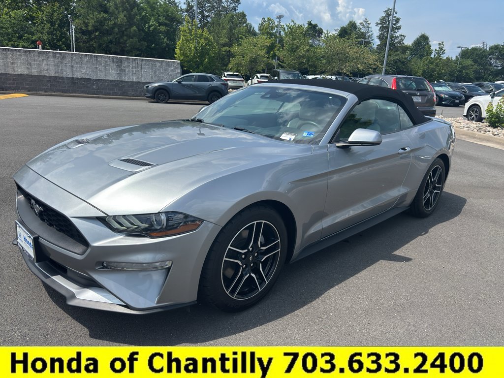 Used 2022 Ford Mustang Premium RWD image 3