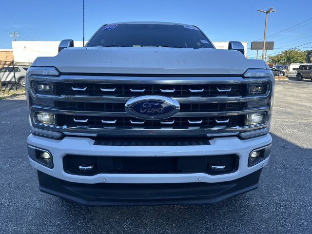 Used 2024 Ford F250 Platinum w/ FX4 Off-Road Package AWD/4WD image 9