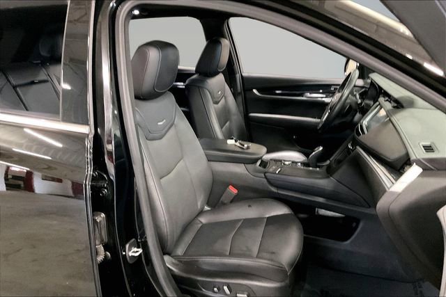 Used 2023 Cadillac XT5 Premium Luxury image 7