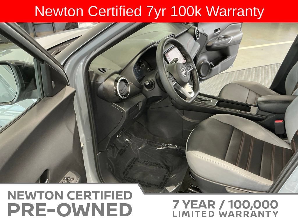 Used 2024 Nissan Kicks SR w/ SR Premium Package FWD image 7
