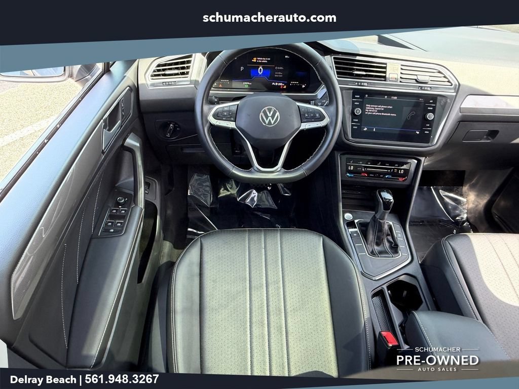 Used 2024 Volkswagen Tiguan SE FWD image 13