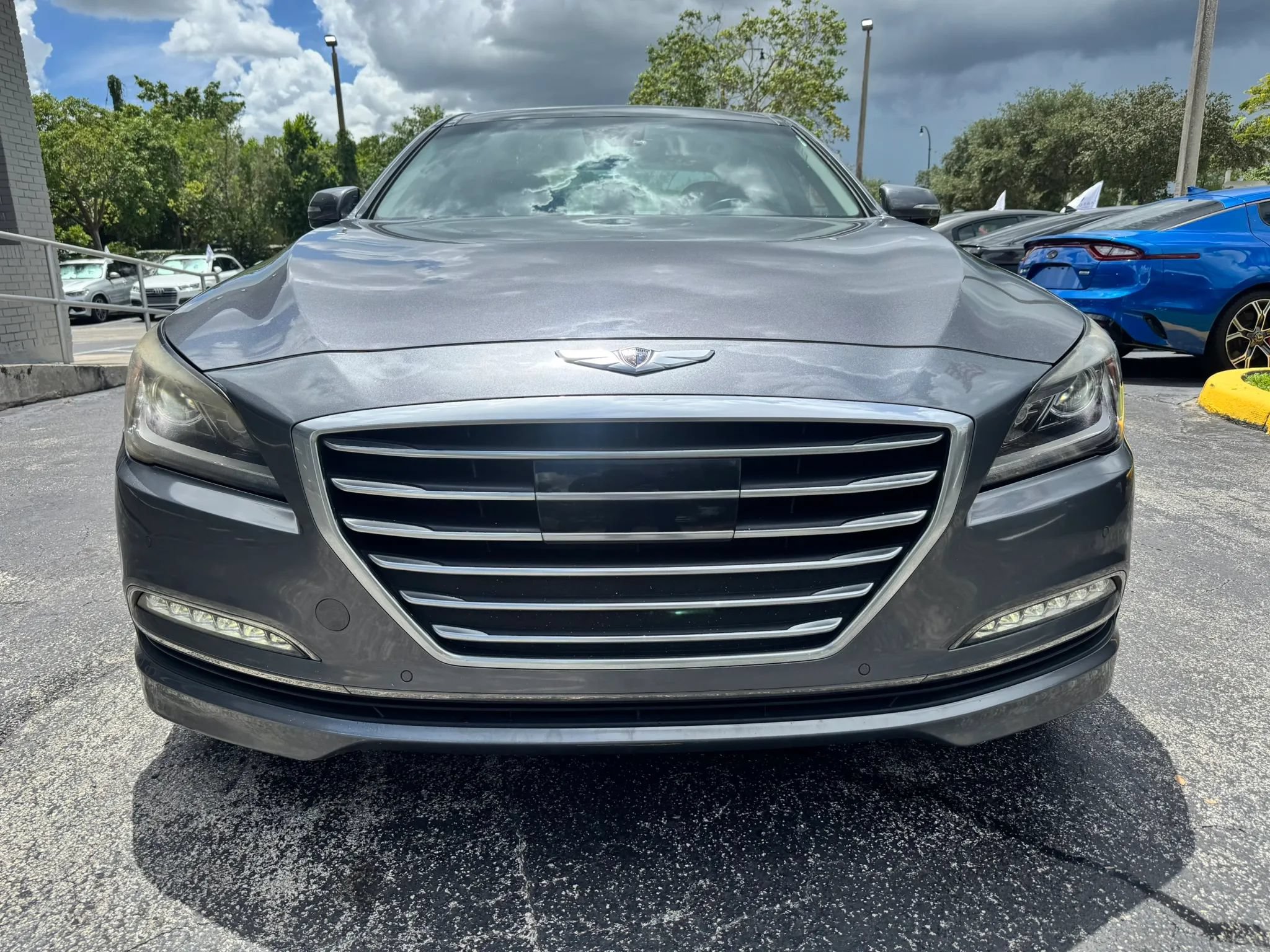 Used 2015 Hyundai Genesis 5.0 RWD image 3
