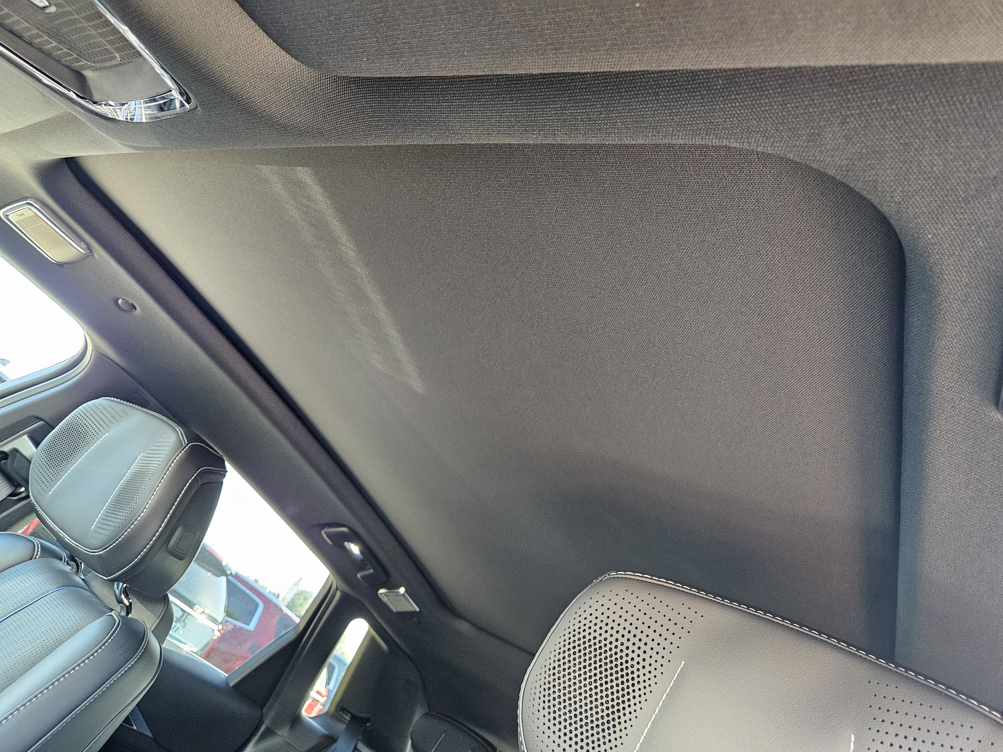 New 2026 Cadillac Lyriq V image 24