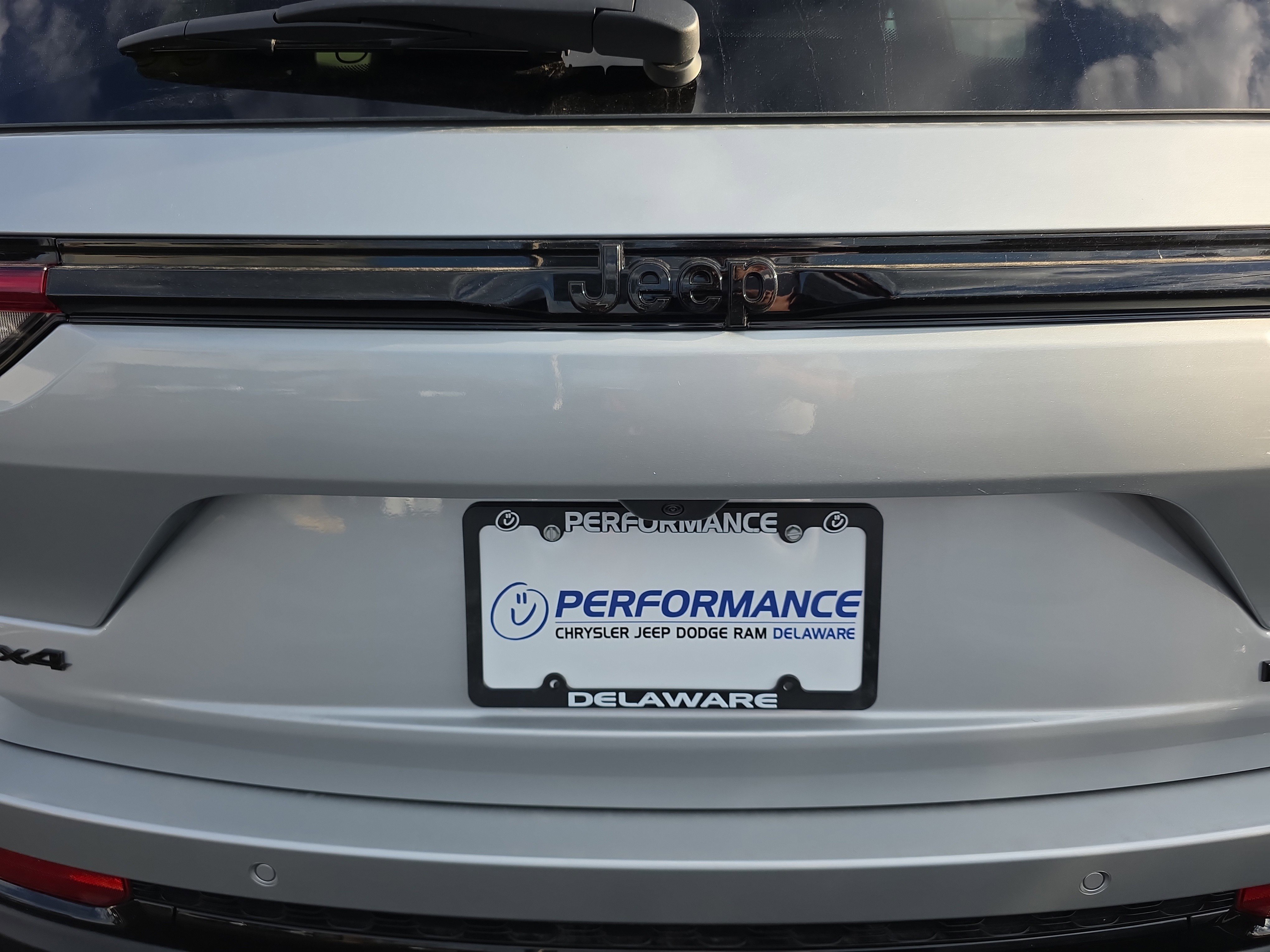 New 2025 Jeep Grand Cherokee Limited w/ Black Appearance Package image 29