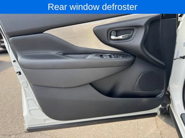 Used 2018 Nissan Murano S AWD/4WD image 12