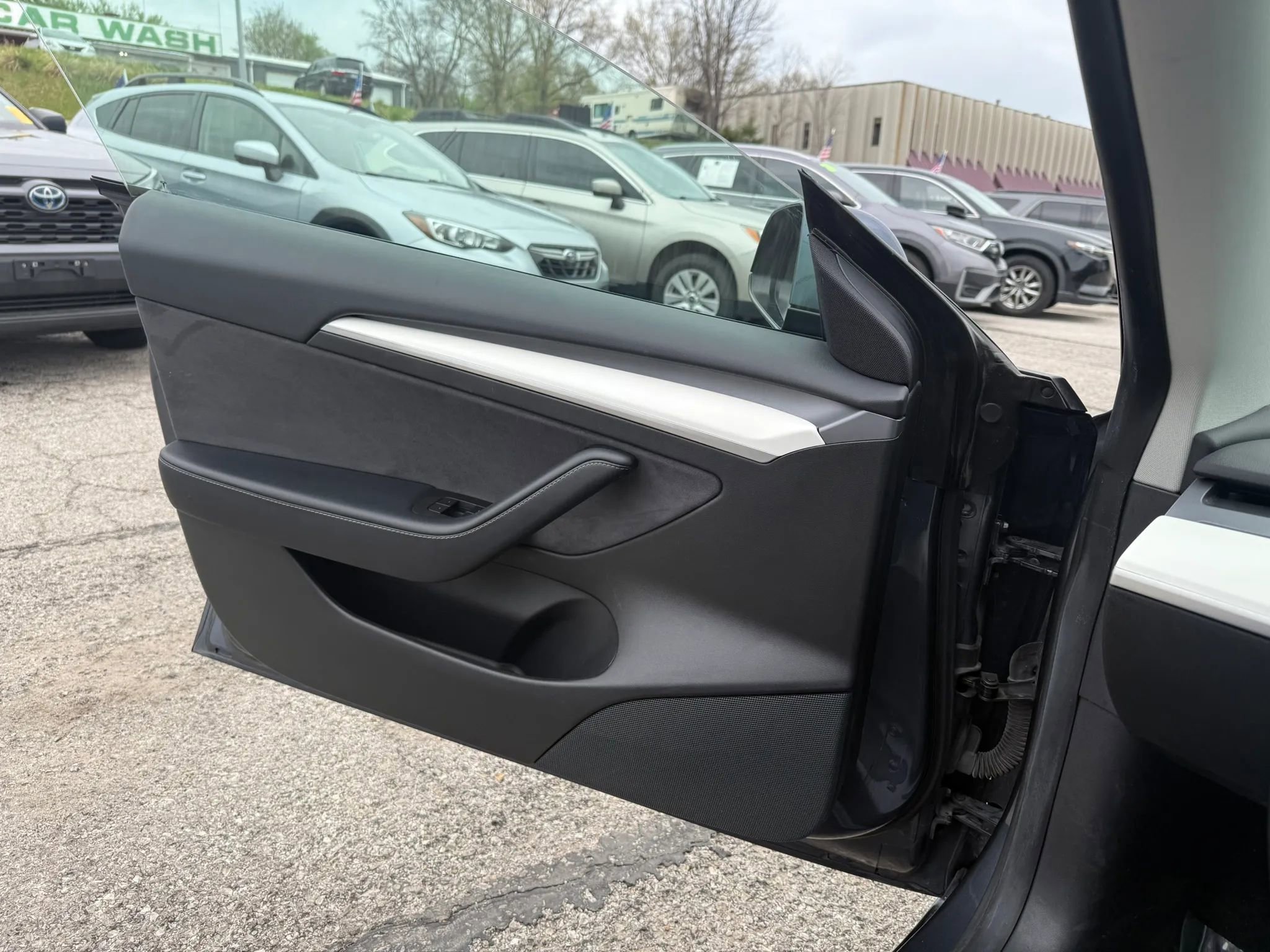 Used 2021 Tesla Model 3 Performance image 17