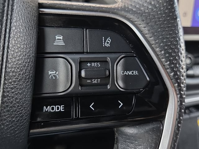Used 2023 Toyota Tundra Platinum w/ Advanced Package AWD/4WD image 22