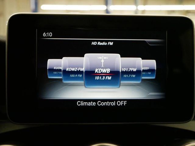 Used 2018 Mercedes-Benz GLC 300 4MATIC image 19