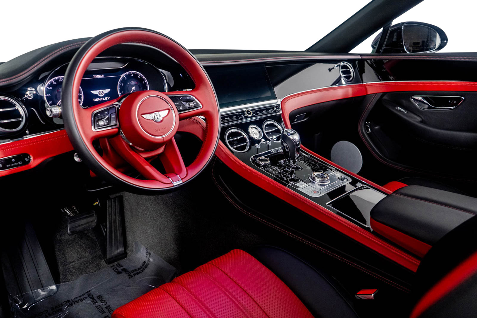 Used 2023 Bentley Continental GT V8 image 2