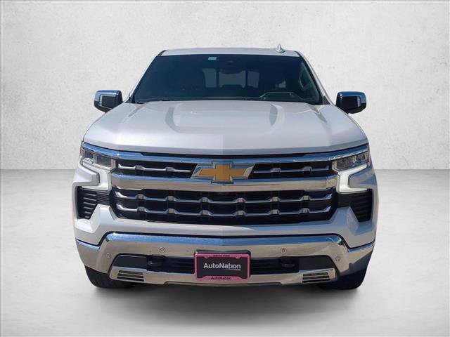 Used 2022 Chevrolet Silverado 1500 LTZ w/ Technology Package AWD/4WD image 2