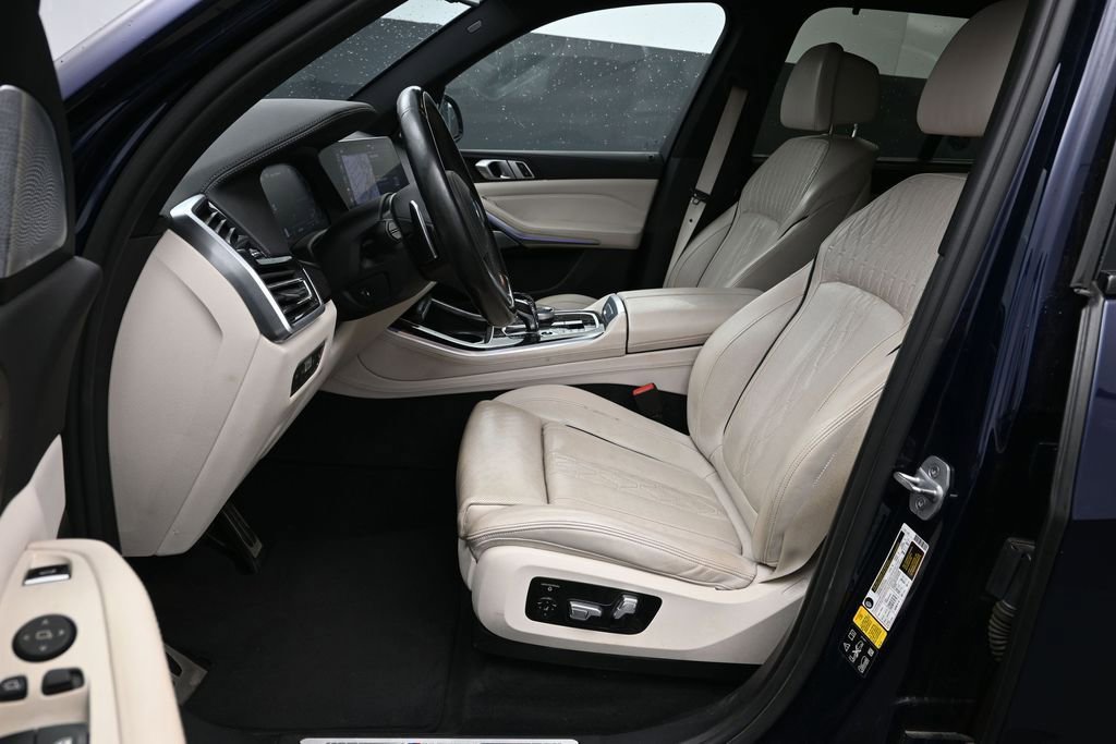 Used 2020 BMW X5 M50i w/ Executive Package AWD/4WD image 5
