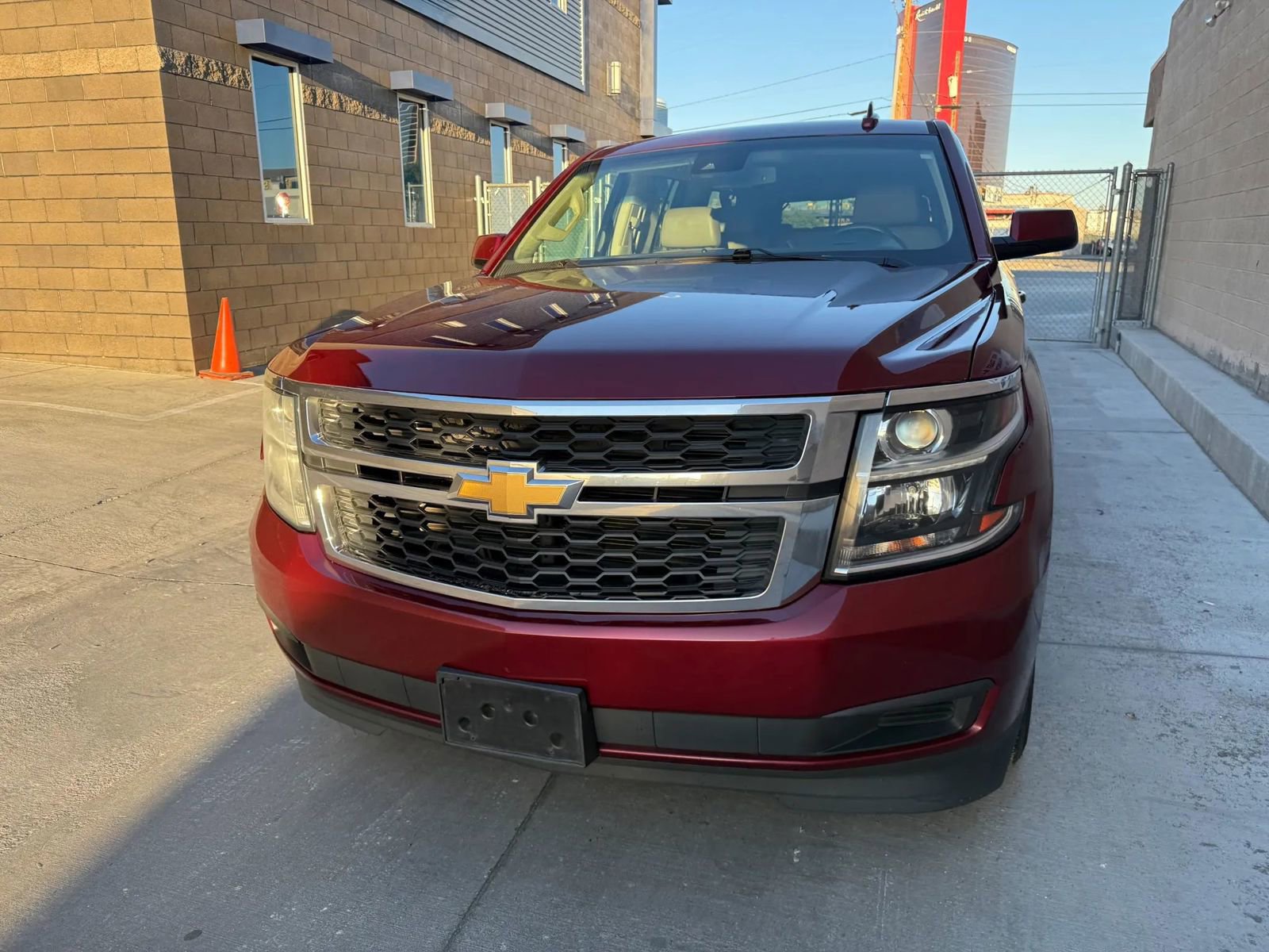 Used 2018 Chevrolet Suburban LT RWD image 9