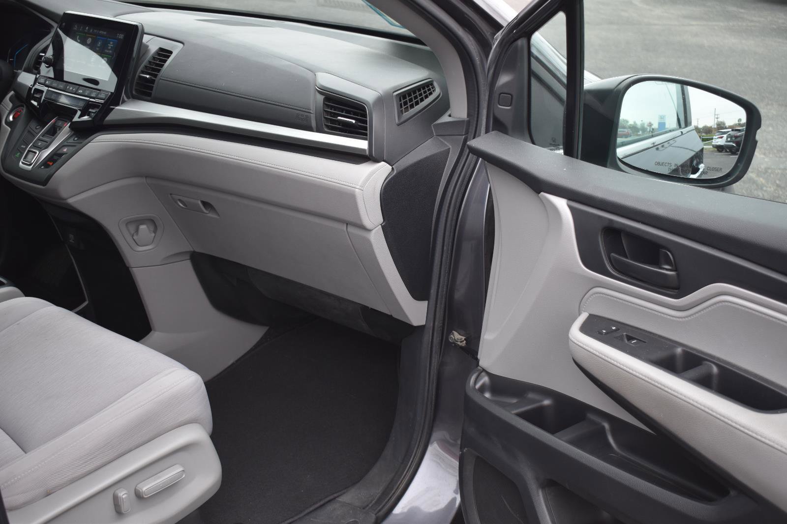 Used 2019 Honda Odyssey EX image 12