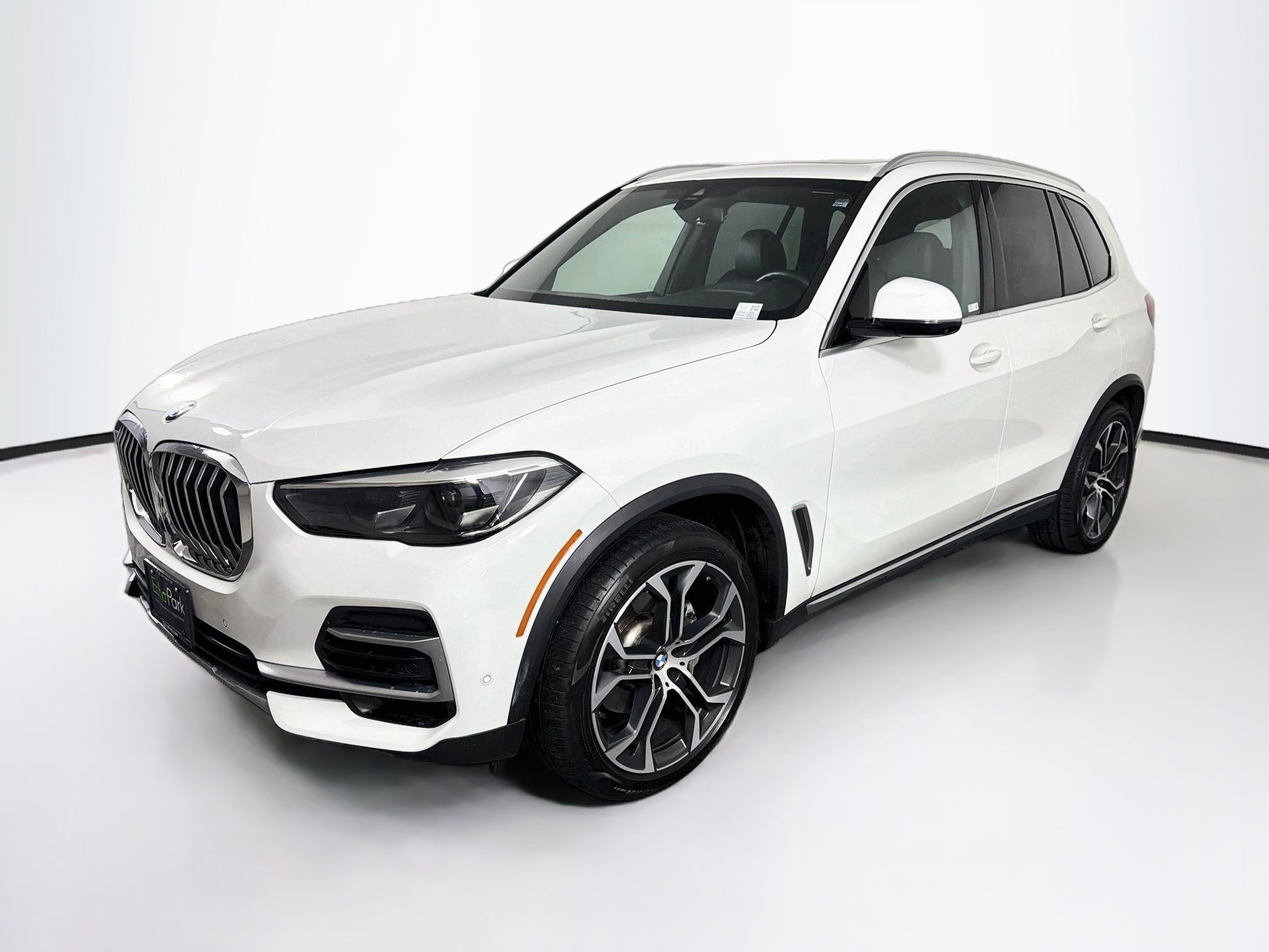 Used 2023 BMW X5 sDrive40i w/ Parking Assistance Package RWD image 3